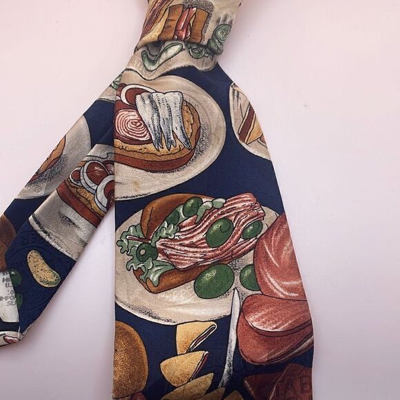 Tabasco Necktie 100% Silk Made in the USA Foodie Sandwiches and Vegetables - Picture 6 of 7